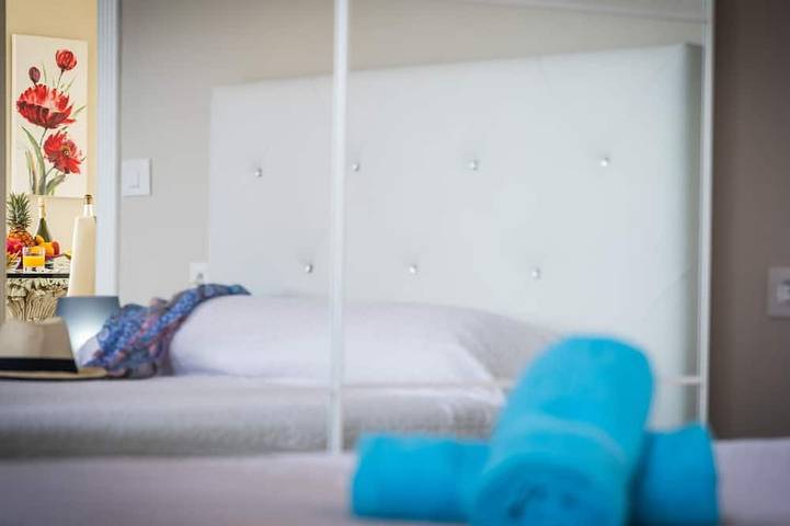 Villa für 10 Personen, mit Balkon und Pool sowie Garten und Whirlpool in Adeje - 2