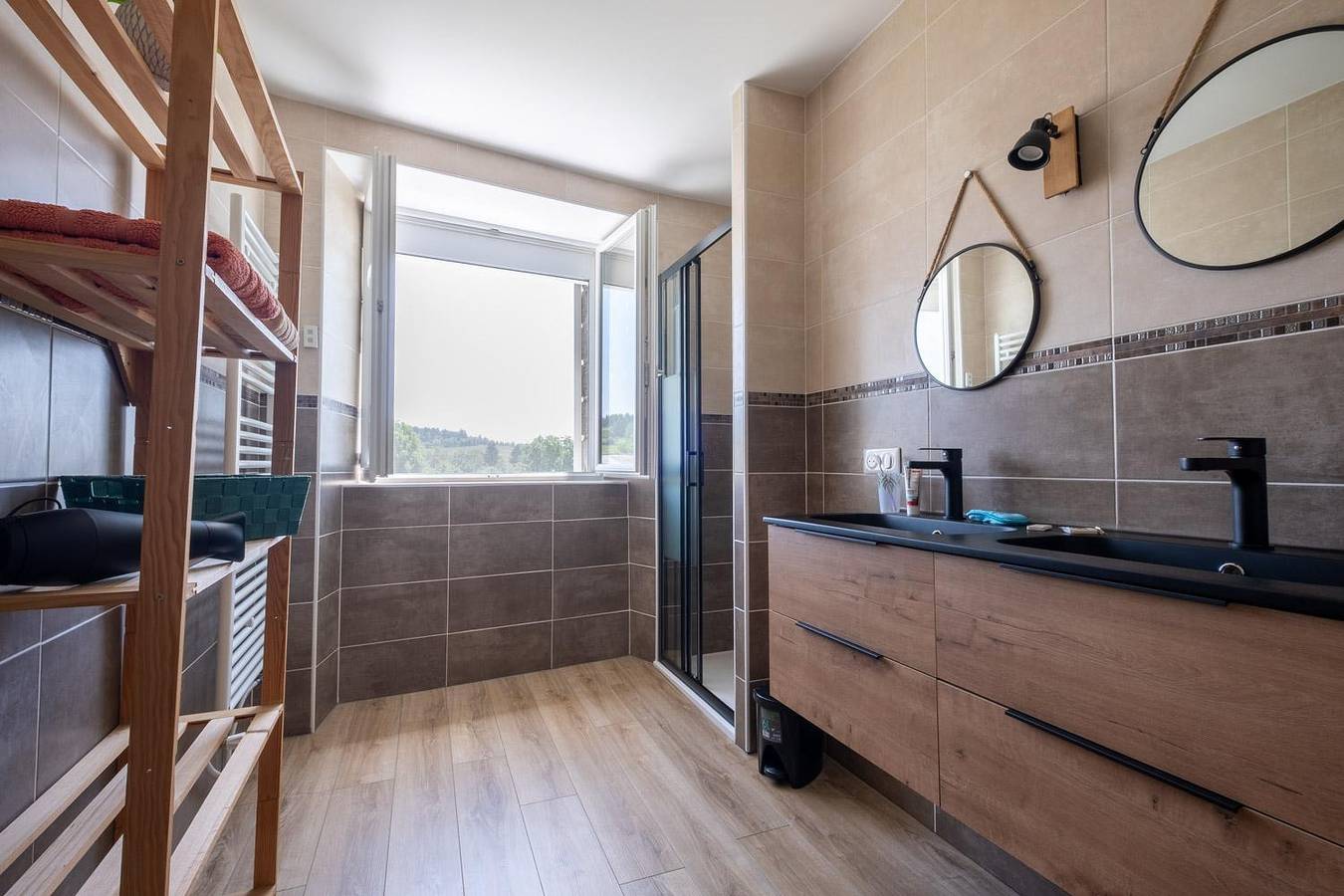 La Maison de Pierrou 5/6 personnes in Sainte-Eulalie (Lozère), Région de Mende