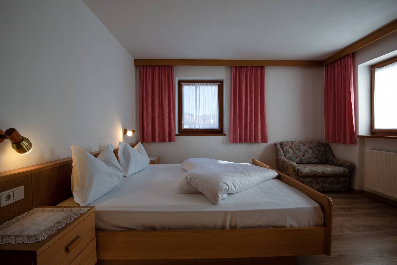 Entire apartment, Cosy Apartment 1 "Zur Sonne" with Mountain View & Garden in Lajen, Dolomiti Superski