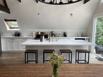 Cottage for 8 Guests in Kawartha Lakes, Picture 3