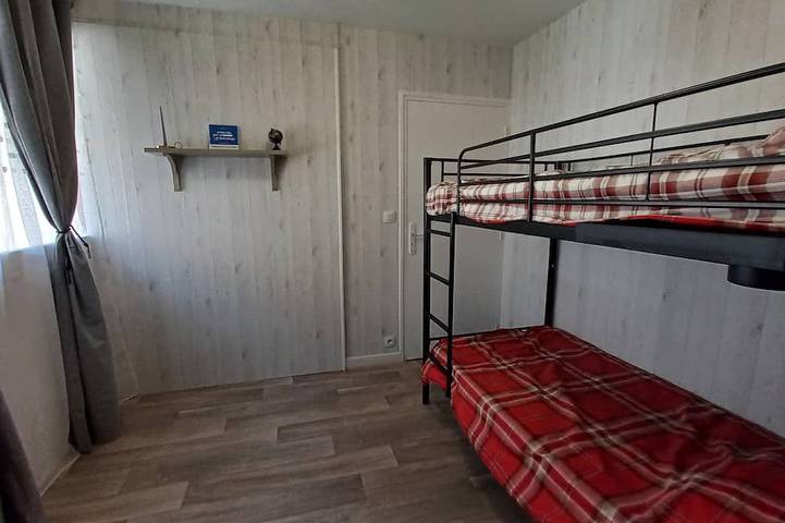 Gîte pour 4 personnes, avec terrasse à Pleaux - 3