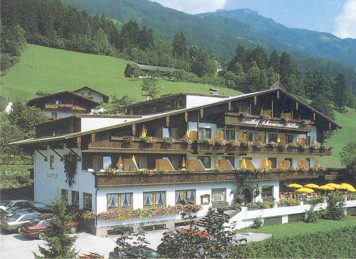 Hôtel pour 2 personnes, avec Balcon et Jacuzzi ainsi que Terrasse et Jardin à Ramsau im Zillertal
