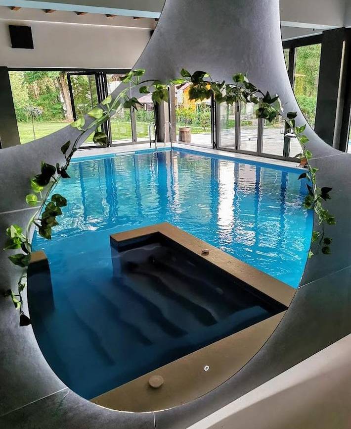 Appartement de vacances pour 4 personnes, avec piscine ainsi que jardin et vue