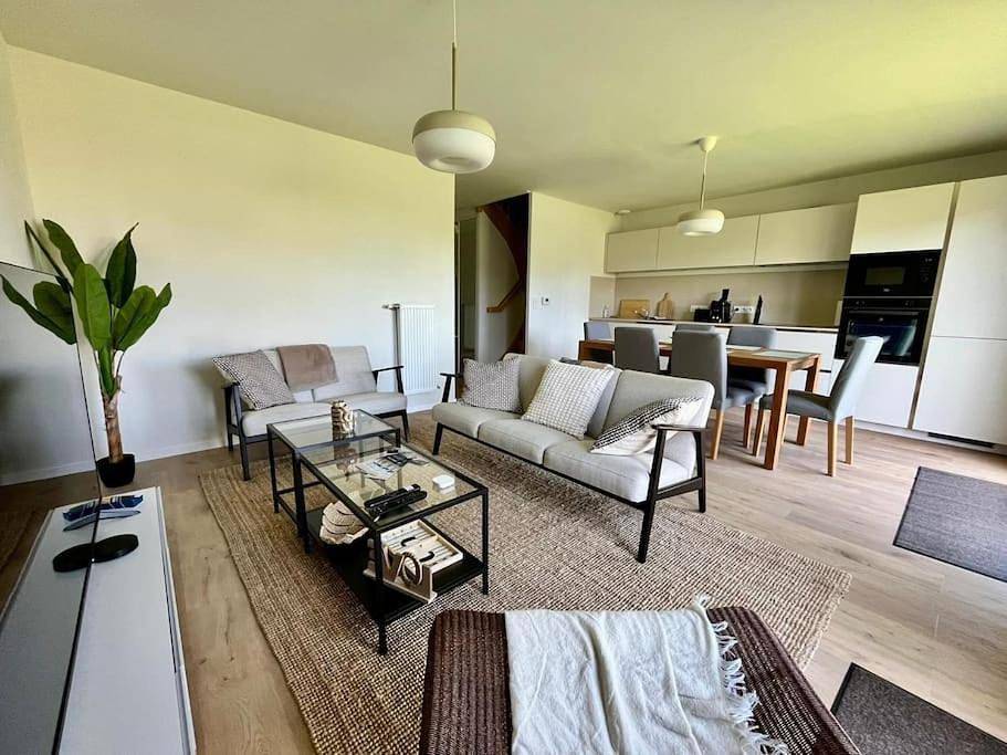 La Maison Bleue, Jardin & Mer 300m in Dunkerque, Côte des dunes de Flandres