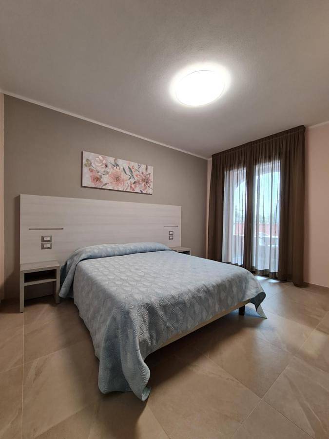 B&b per 2 persone, con Balcone e Terrazza nonché Giardino e Panorama a Pula Cagliari