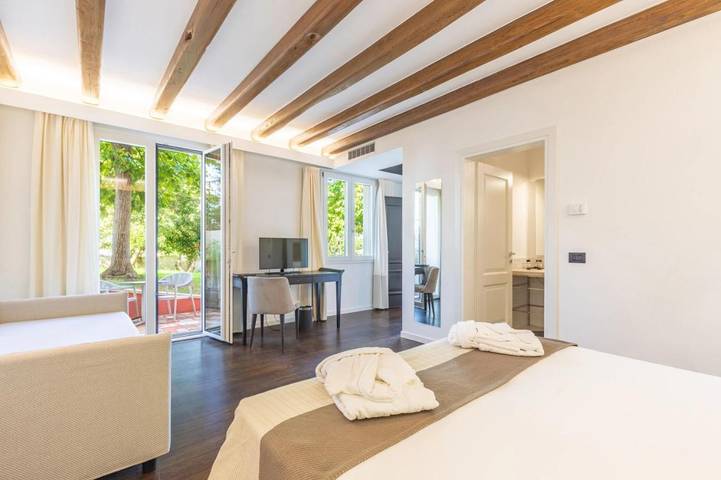 Hôtel pour 2 personnes, avec vue ainsi que jardin et piscine