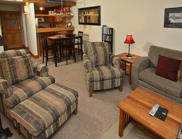 Vacation Apartment for 4 Guests in Vail Ski Resort, Vail, Picture 1