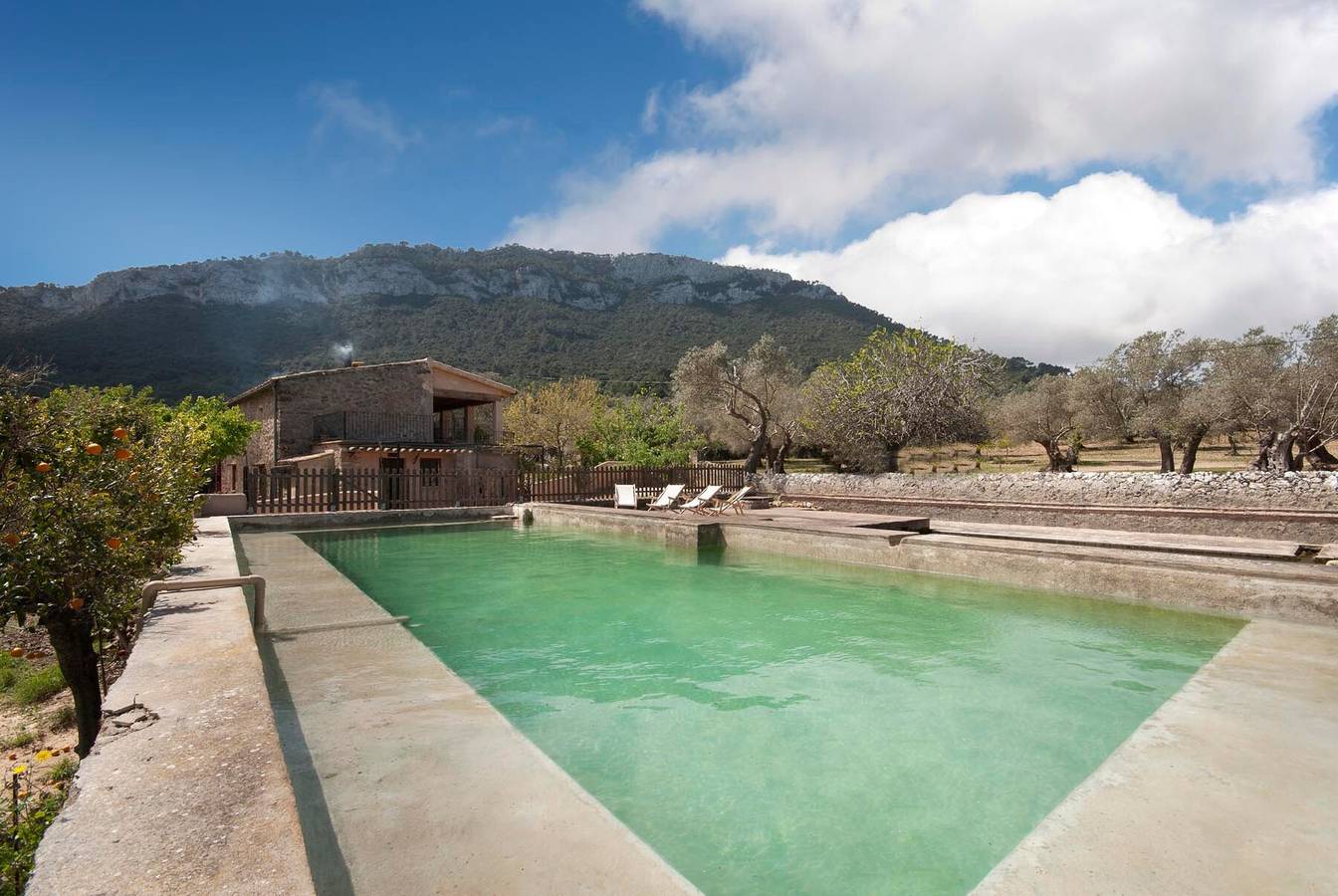 Authentique maison majorquine avec piscine et vue sur la mer in George Sand, Valldemossa