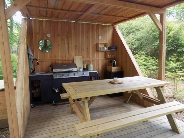 Gîte pour 4 personnes, avec vue sur le lac ainsi que jardin et terrasse à Le Vigeant - 2