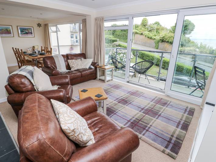 Entire apartment, Lifeboat Lookout in Tenby, Pembrokeshire
