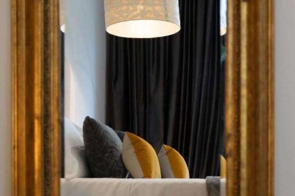 Appartamento intero, Casa Bardi : Appartamento con Terrazza in San Gimignano, Siena e dintorni