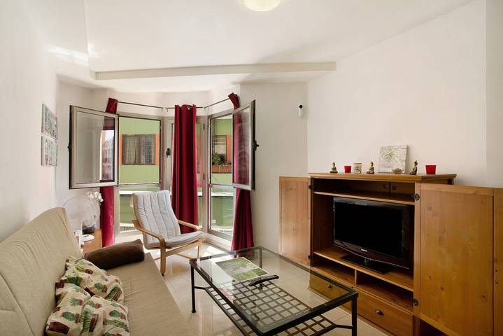 Ferienhaus 'Residencial Sol Suite' mit privater Terrasse, Balkon und WLAN in Telde, Gran Canaria Osten