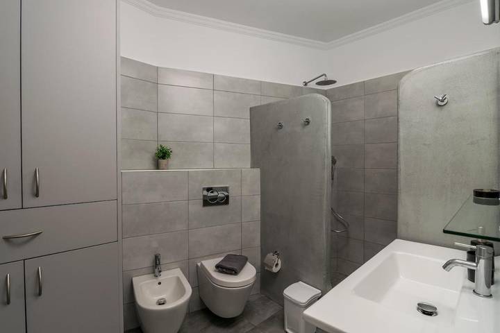 Gîte pour 6 personnes, avec terrasse et vue dans Adamas - 3