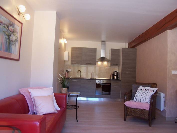 Casa vacanze 'Oléandre' con vista montagna e Wi-Fi in Beaumont-en-Diois, Die e dintorni