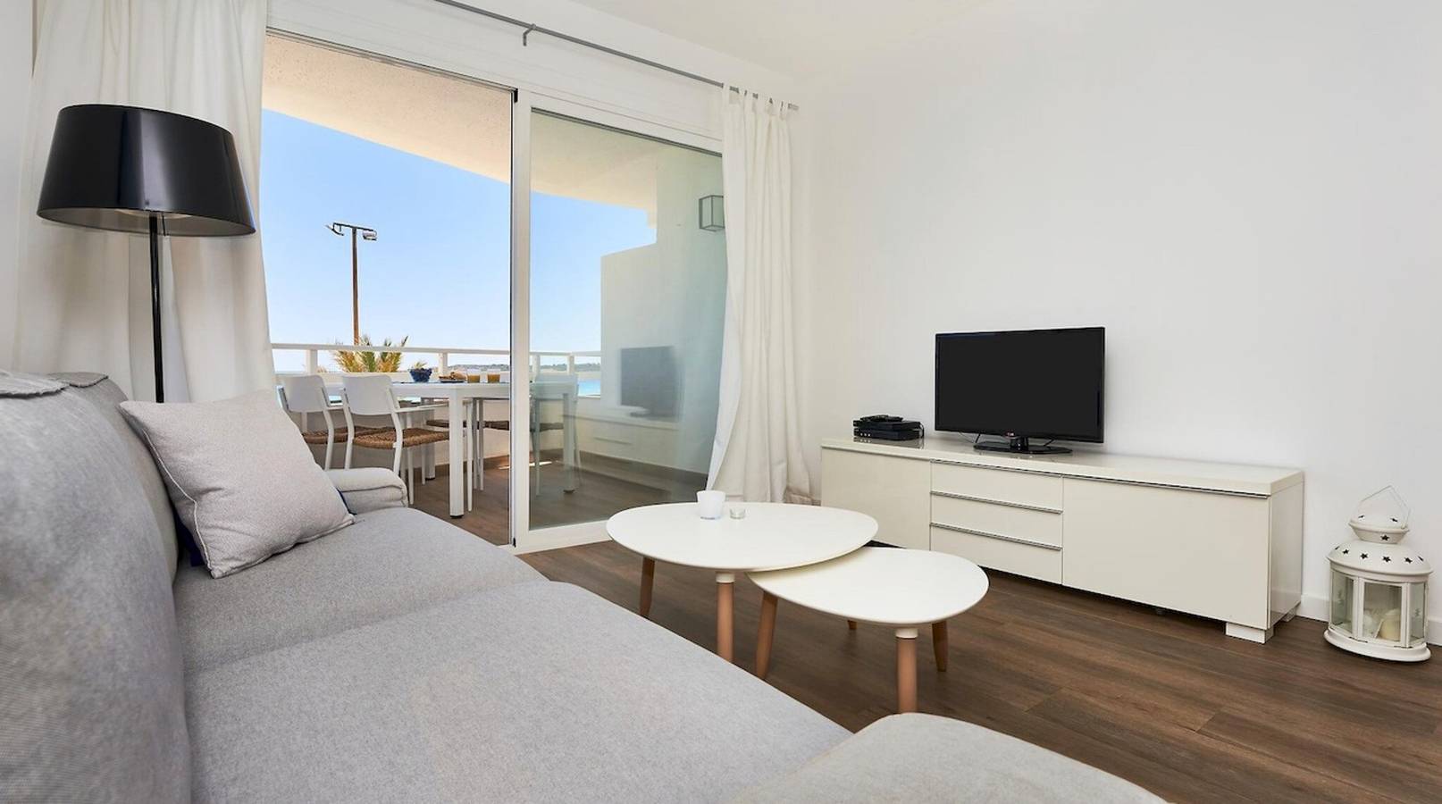 Appartement 'Es Sabina' met Uitzicht op Zee, Privéterras en Wifi, foto 7