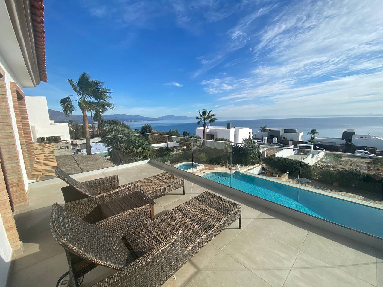 Villa 'Romano' with Sea View, Wi-Fi and Air Conditioning in Manilva, Málaga Province