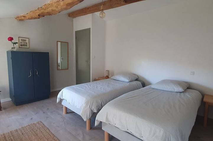 Location de vacances pour 6 personnes, avec jardin à Grézac - 2