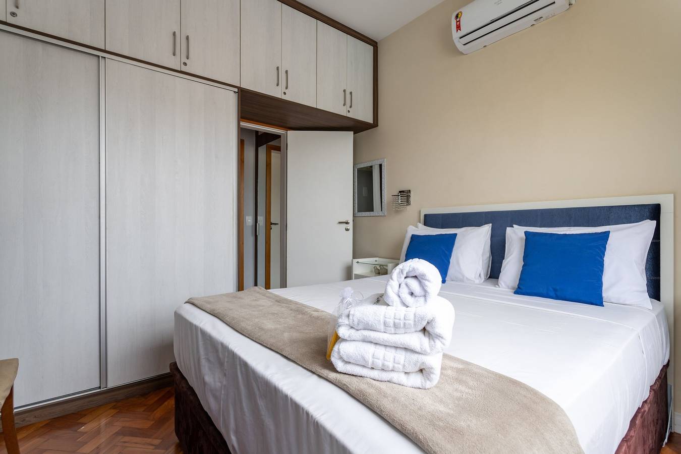 Entire apartment, Copacabana ideal for couples | Rpp913 in Copacabana, Rio de Janeiro