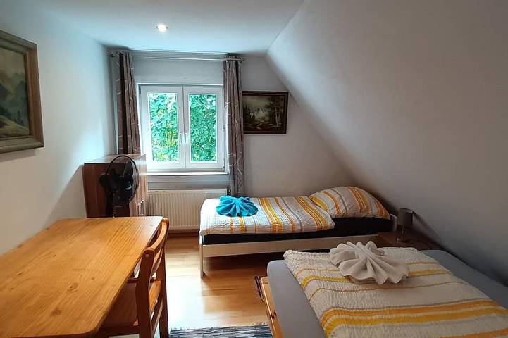 Ferienhaus für 9 Personen, mit Garten in Nürnberg - 4