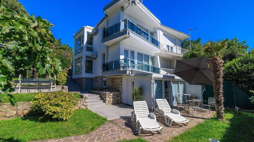 Ferienwohnung für 4 Personen, mit Balkon in Kvarner Bucht