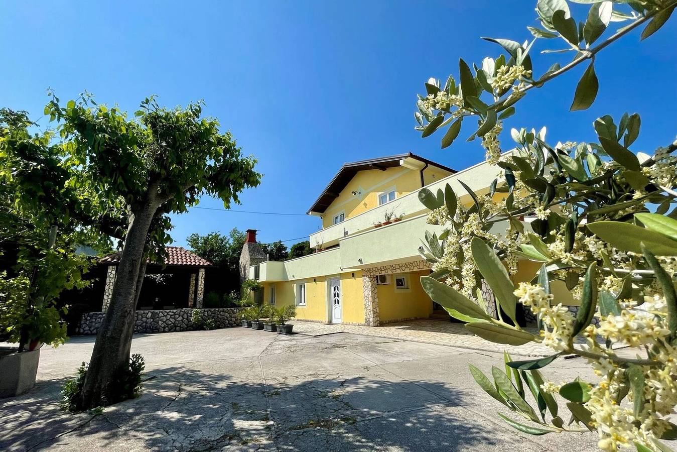 Geheel appartement, Top Apartment - pet-friendly, wheelchair-friendly, terrace, Bbq in Polje, Krk