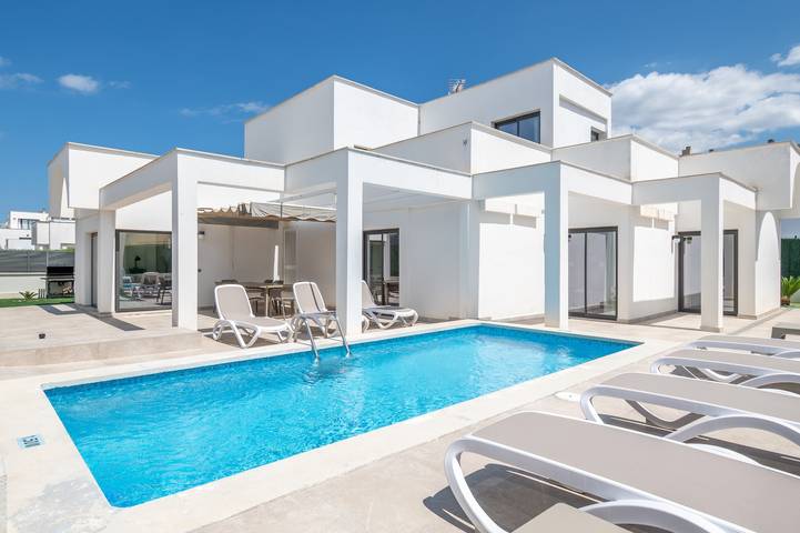 Luxus-Finca für 5 Personen, mit Whirlpool und Garten in Can Picafort