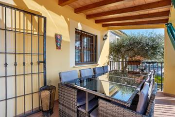 Villa für 10 Personen, mit Garten in Ligurien