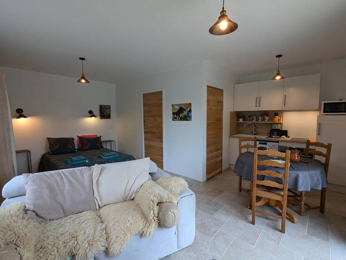 Gîte pour 2 personnes, avec jardin