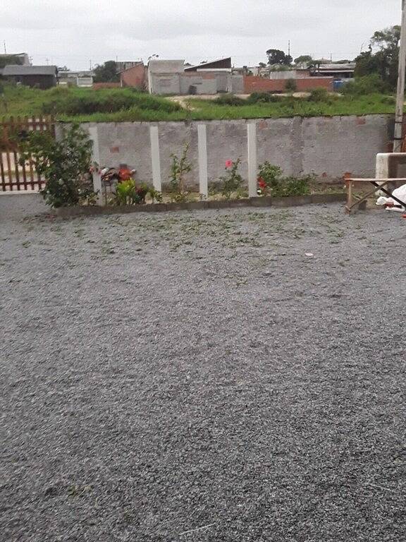 House with pool in Matinhos House accommodates up to 15 people. Super cozy. in Caiobá, Paraná