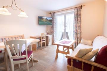 Cottage pour 3 personnes, avec vue sur le lac et balcon à Pertisau