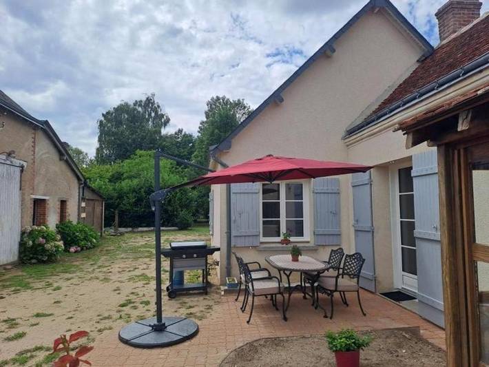 Location de vacances pour 4 personnes, avec terrasse et jardin à Pocé-sur-Cisse