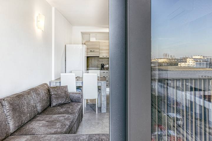 Apartment 'Giuliano Superior 3' with Balcony, Wi-Fi and Air Conditioning in Castelló d'Empúries, Upper Empordà