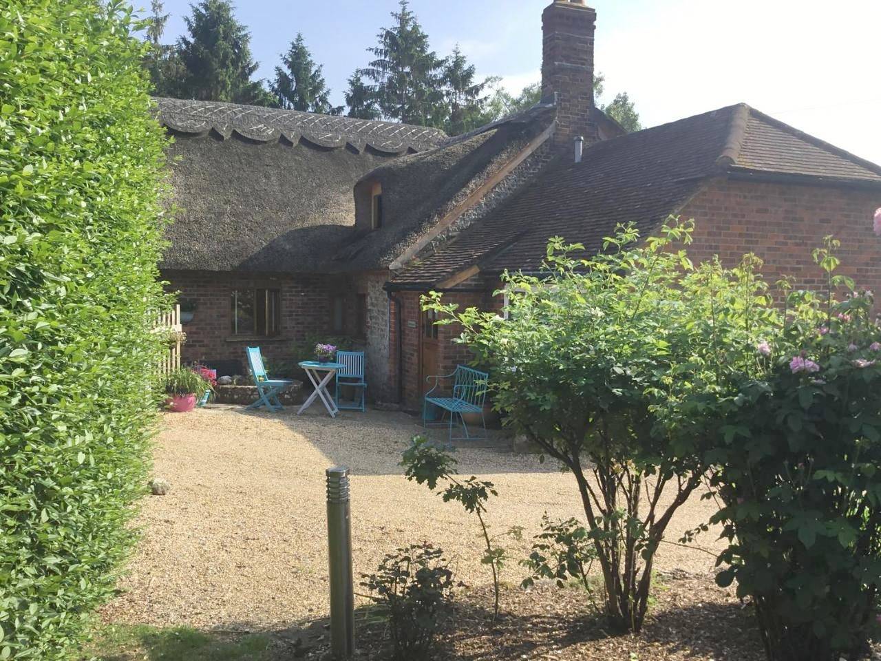 Thatched Cottage in Bury (West Sussex), South Downs