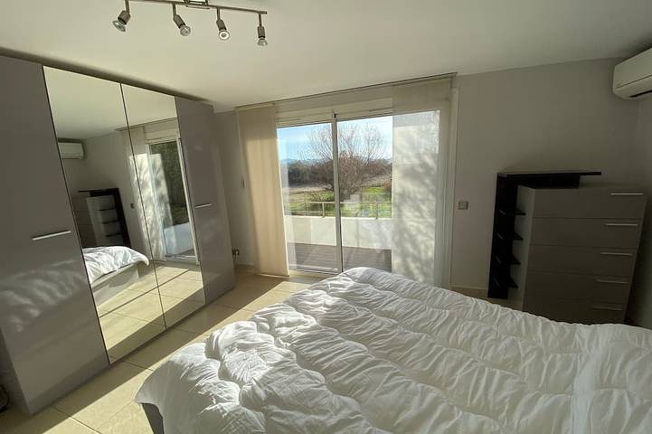 Gîte pour 4 personnes, avec terrasse dans Port de Saint-Jean - 4