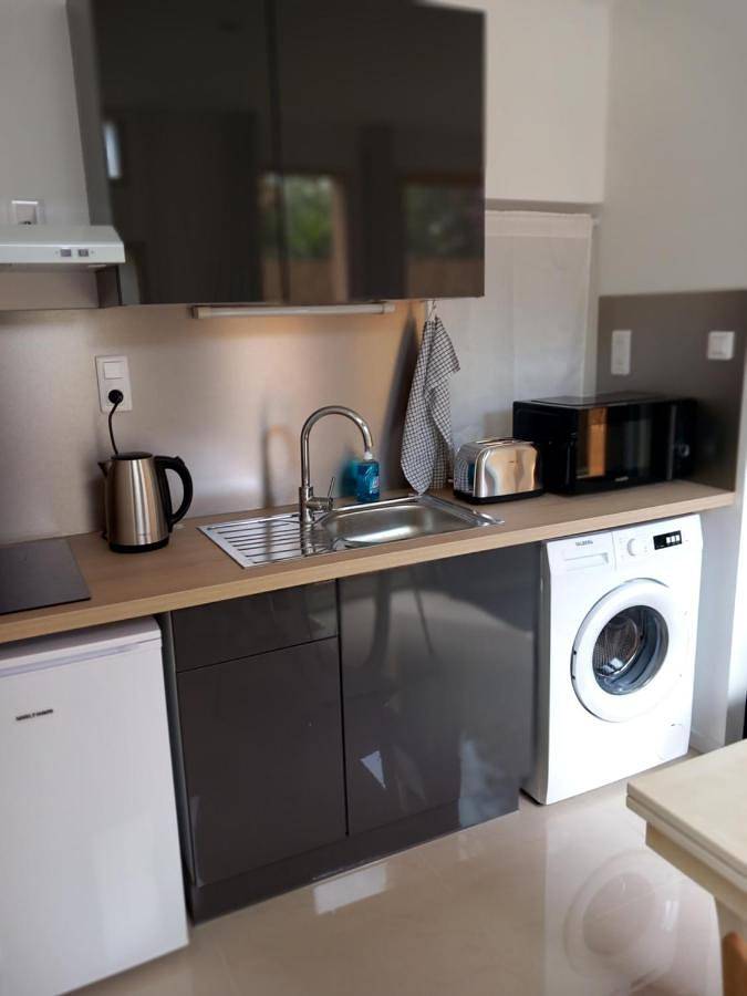 Gîte pour 4 personnes, avec jardin et vue à Gigean - 2