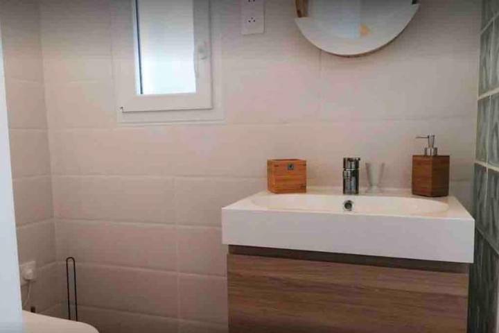 Location de vacances pour 2 personnes, avec vue et terrasse à Ploubazlanec - 3