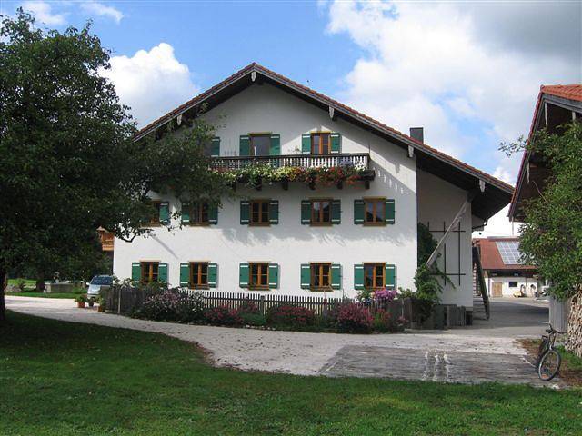 Bauernhof für 4 Personen, mit Balkon und Garten