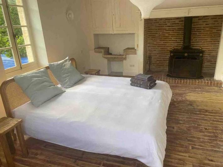 Location de vacances pour 14 personnes, avec Terrasse et Jardin ainsi que Piscine et Vue à Albas - 3
