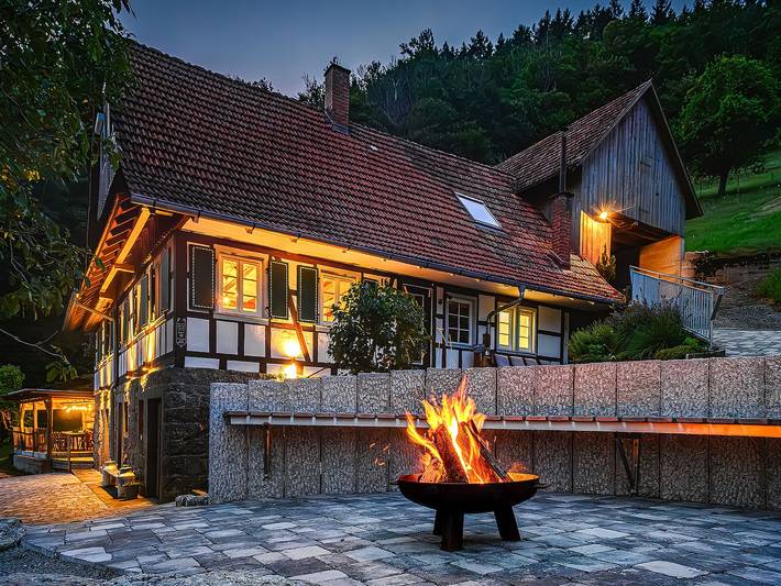 Ferienwohnung für 10 Personen, mit Terrasse und Whirlpool sowie Garten und Sauna in Ottenhöfen im Schwarzwald