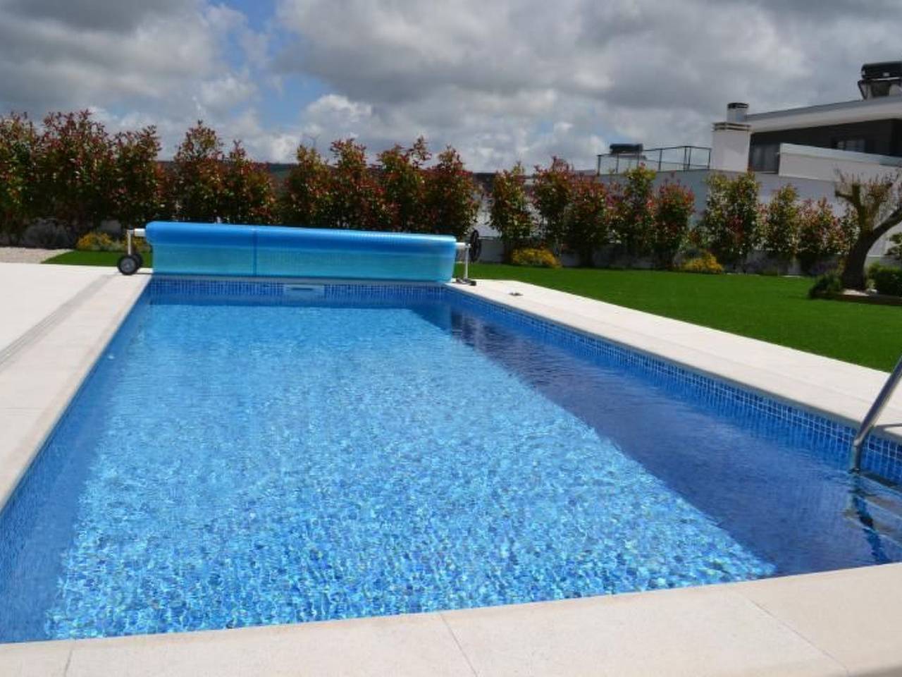 Neue moderne Villa mit privatem Pool in Nazaré, Leiria District