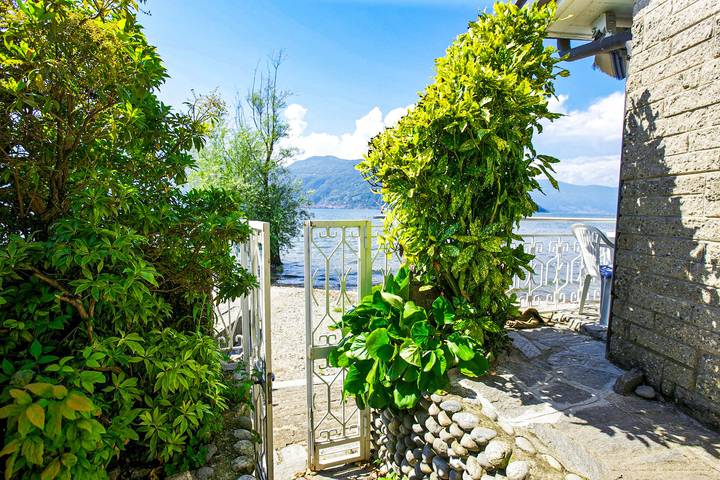 Ferienhaus für 5 Personen, mit Terrasse und Seeblick sowie Ausblick in Lago Maggiore (Lombardei) - 2