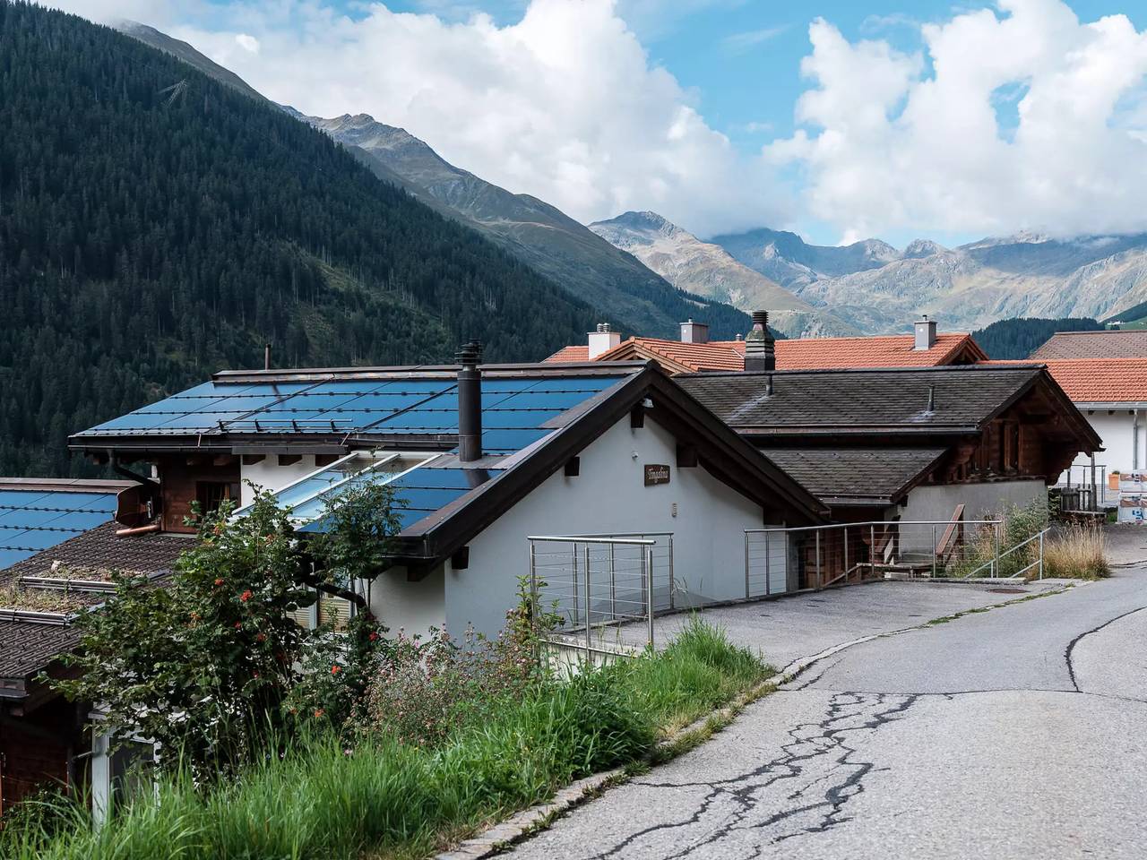 Ganze Wohnung, 1 Pièce 5 Personnes in Sedrun, Tujetsch
