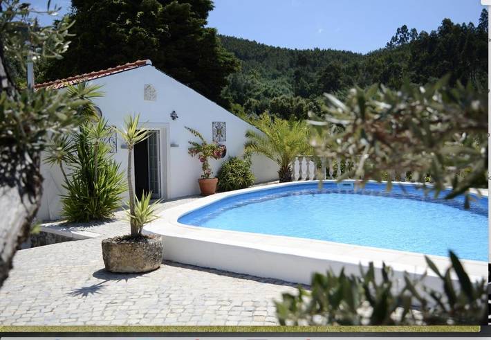 Gîte pour 3 personnes, avec piscine ainsi que jardin et vue dans Miranda do Corvo - 3