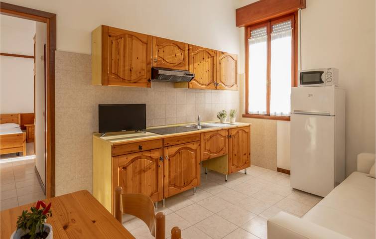 Apartamento vacacional entero, Acogedor apartamento a 2 km de la playa con aparcamiento e Internet in Cavallino, Cavallino-Treporti