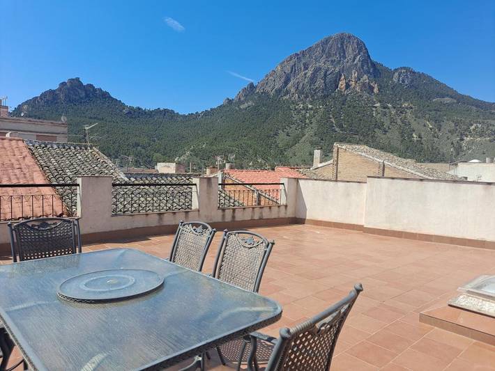 Apartamento para 6 personas, con Balcón además de Terraza y Vistas en Cieza