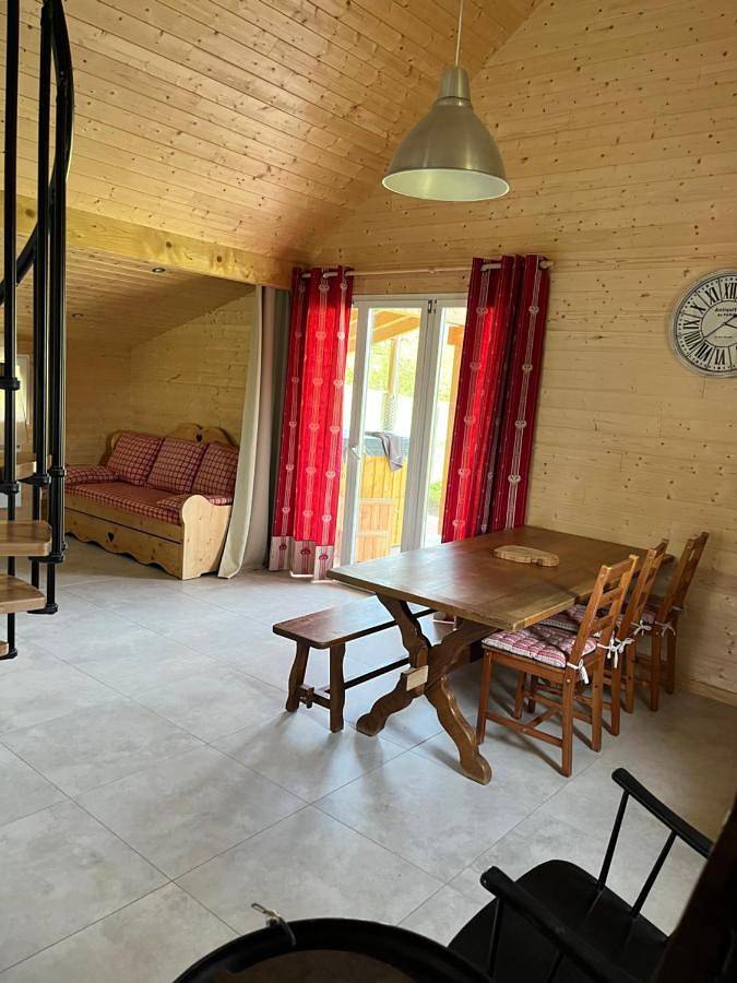 Location de vacances pour 6 personnes, avec jardin et jacuzzi à Champagney - 4