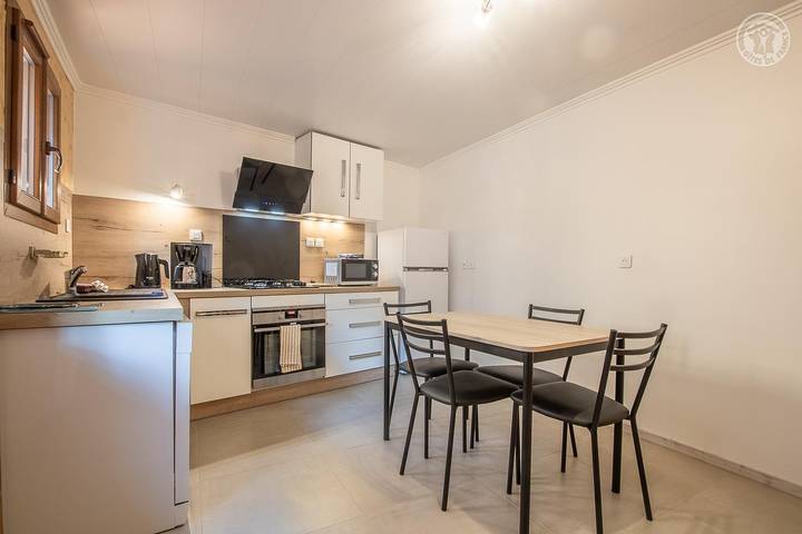 Gîte pour 4 personnes, avec terrasse dans Lac du Bourget - 3