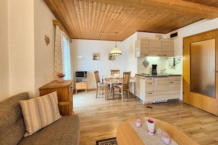 Ferienwohnung für 3 Personen, mit Balkon in Schönau am Königssee - 2