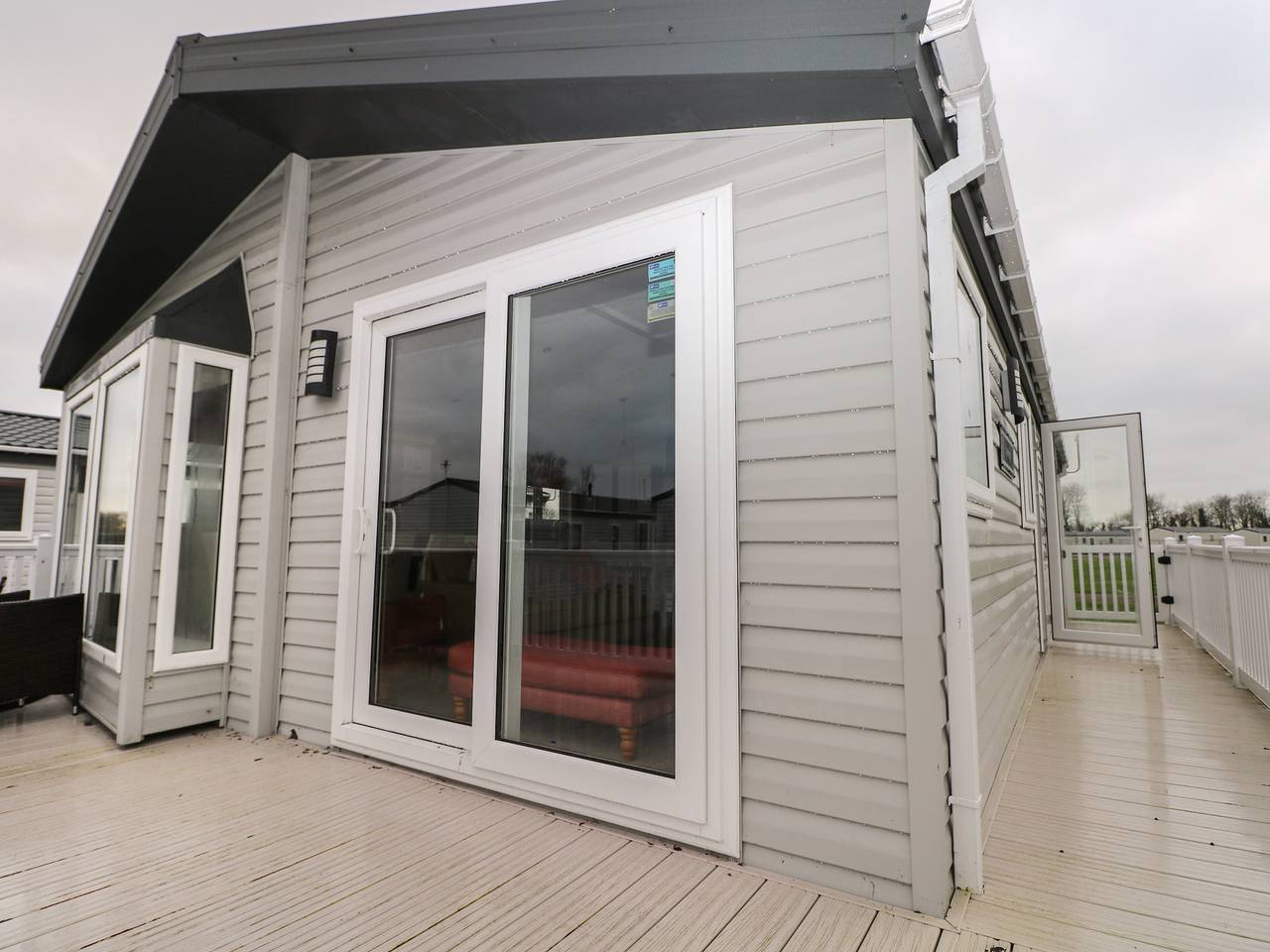 Lodge at Chichester Lakeside (3 Bed) in Sussex Occidental