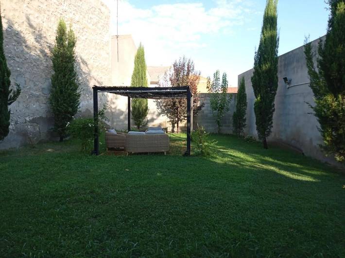 Five-Bedroom House in Villafranca de Ebro, Provincia de Zaragoza
